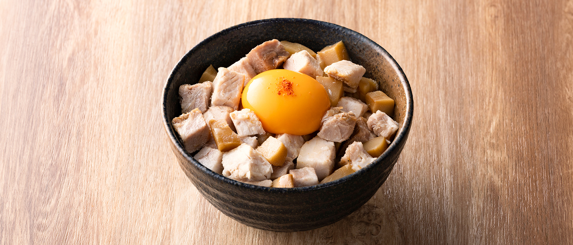 行列ができるつけ麺店。渾身の一杯を堪能あれ。